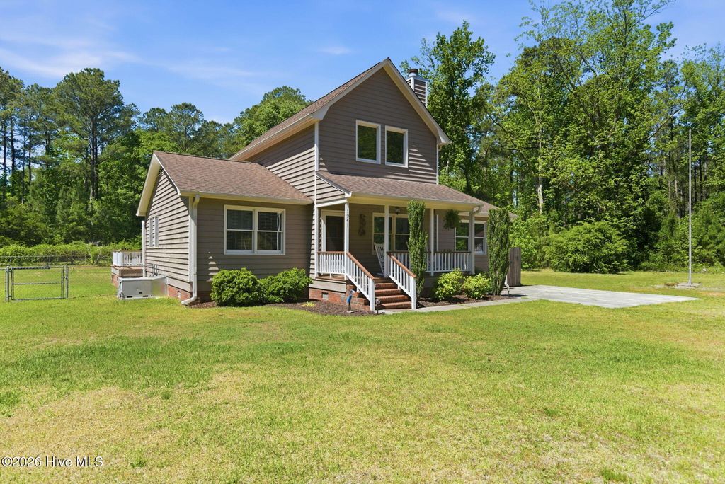 Photo of 1941 Nc Hwy 133, Rocky Point, NC 28457 (MLS # 100569907)