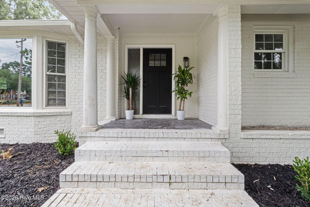 Photo of 3209 Ramsgate Road, Augusta, GA 30909 (MLS # 100577810)