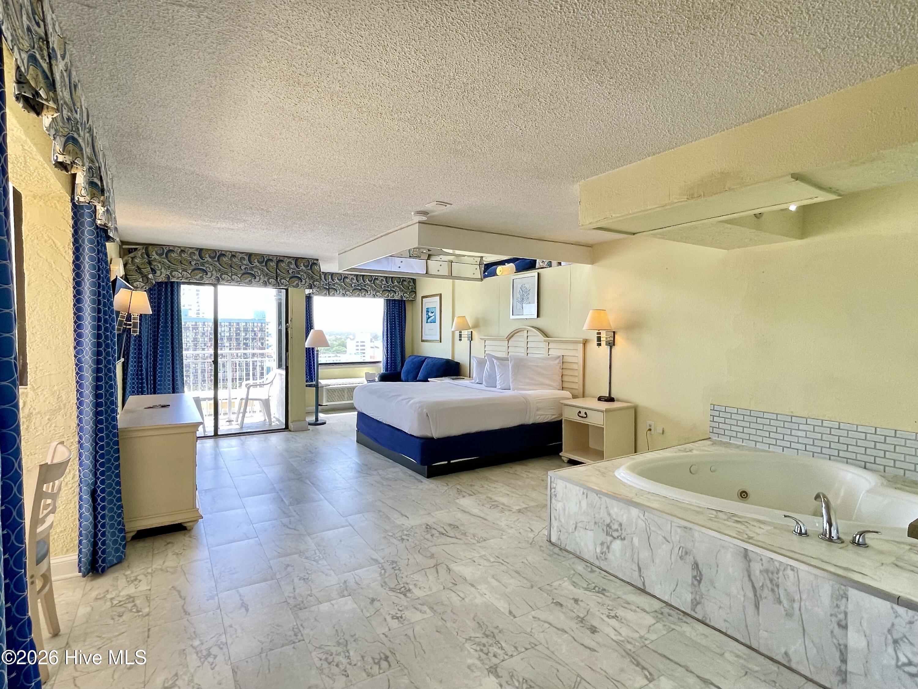1205 S Ocean Boulevard 51313