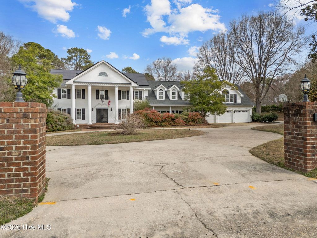 Photo of 5808 Devon Circle, Raleigh, NC 27604 (MLS # 100558646)