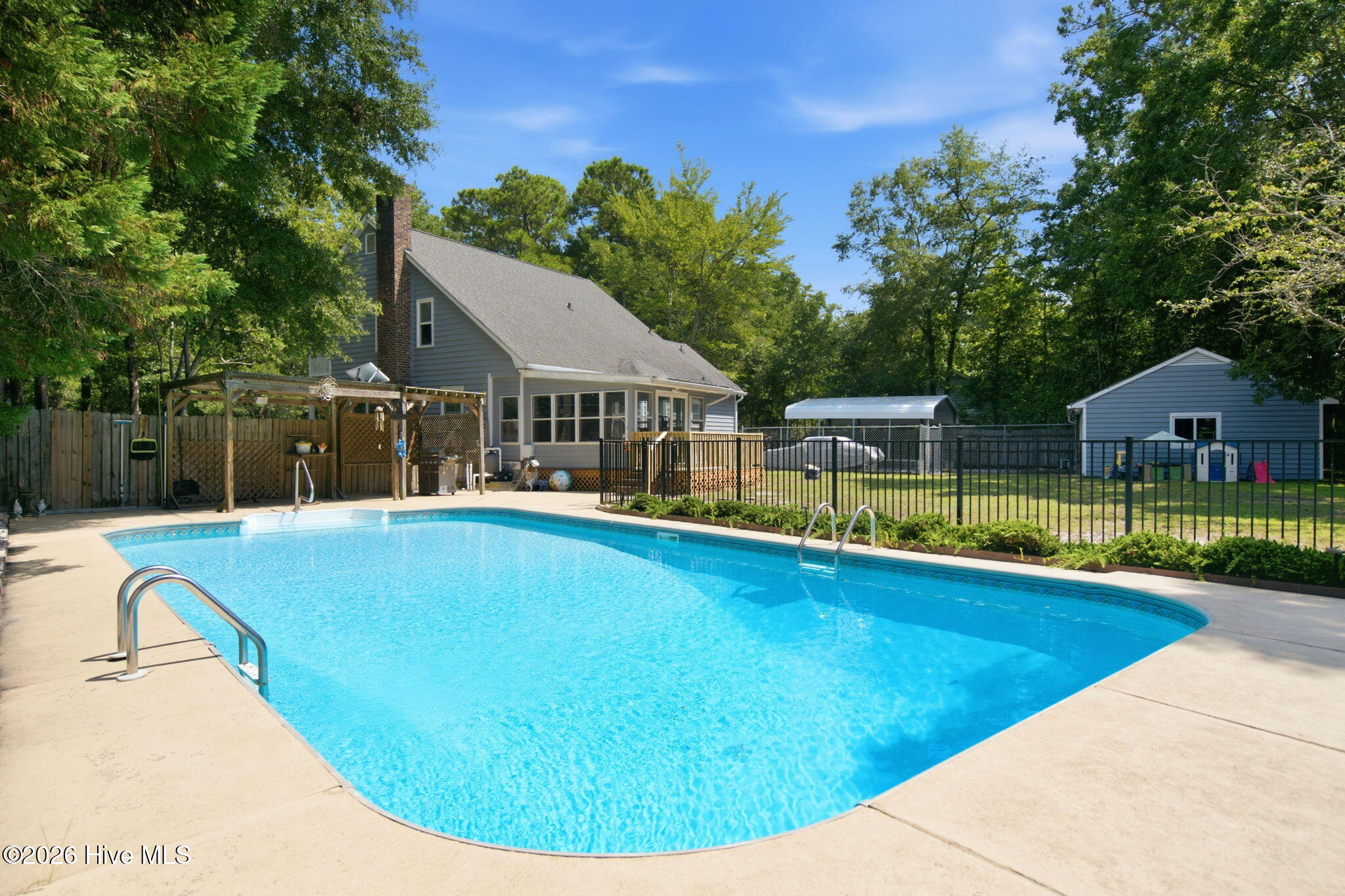 104 Cale Court