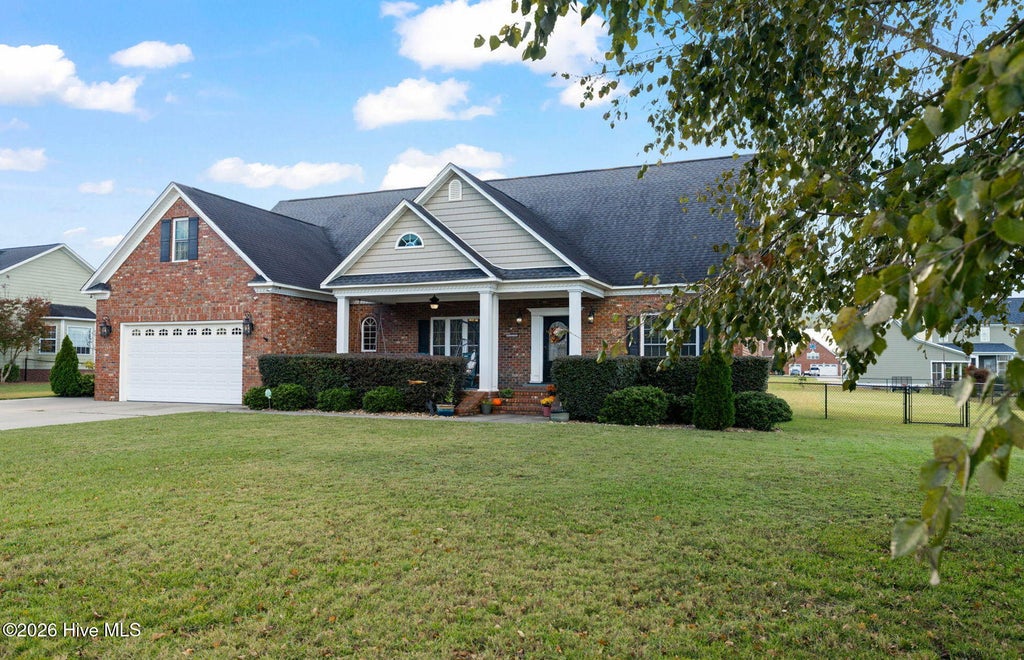 Photo of 6921 Glynn Mill Farm Drive, Fayetteville, NC 28306 (MLS # 100613282)