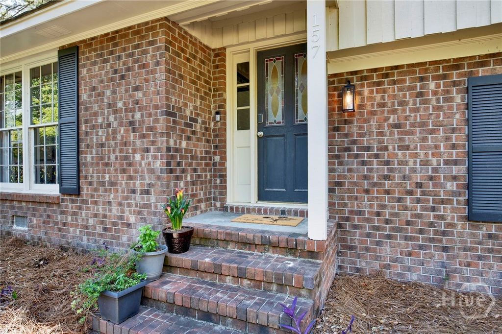 Photo of 157 Hampshire Road, Savannah, GA 31410 (MLS # SA356252)