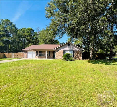 Homes For Sale - 705 Dover Lane<br/> Hinesville, GA 31313