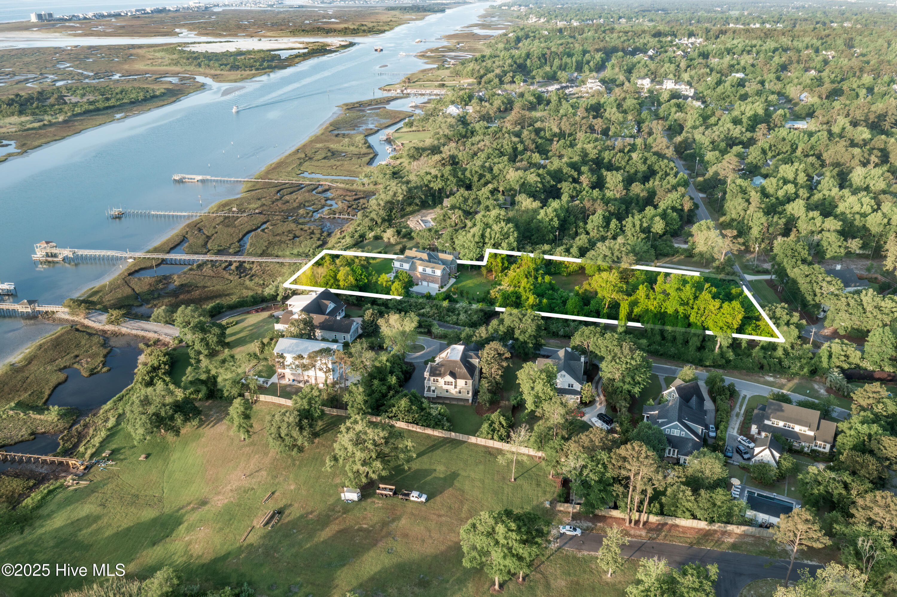 1835 Middle Sound Loop Road