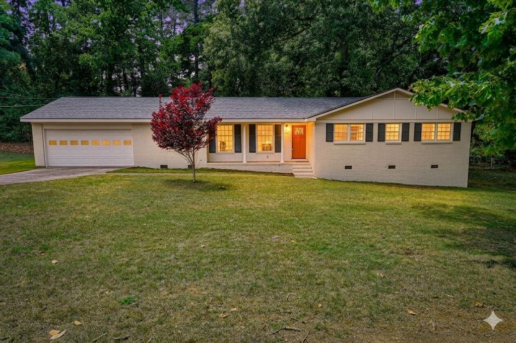 Photo of 1123 Williams Drive, Aiken, SC 29803 (MLS # 555245)