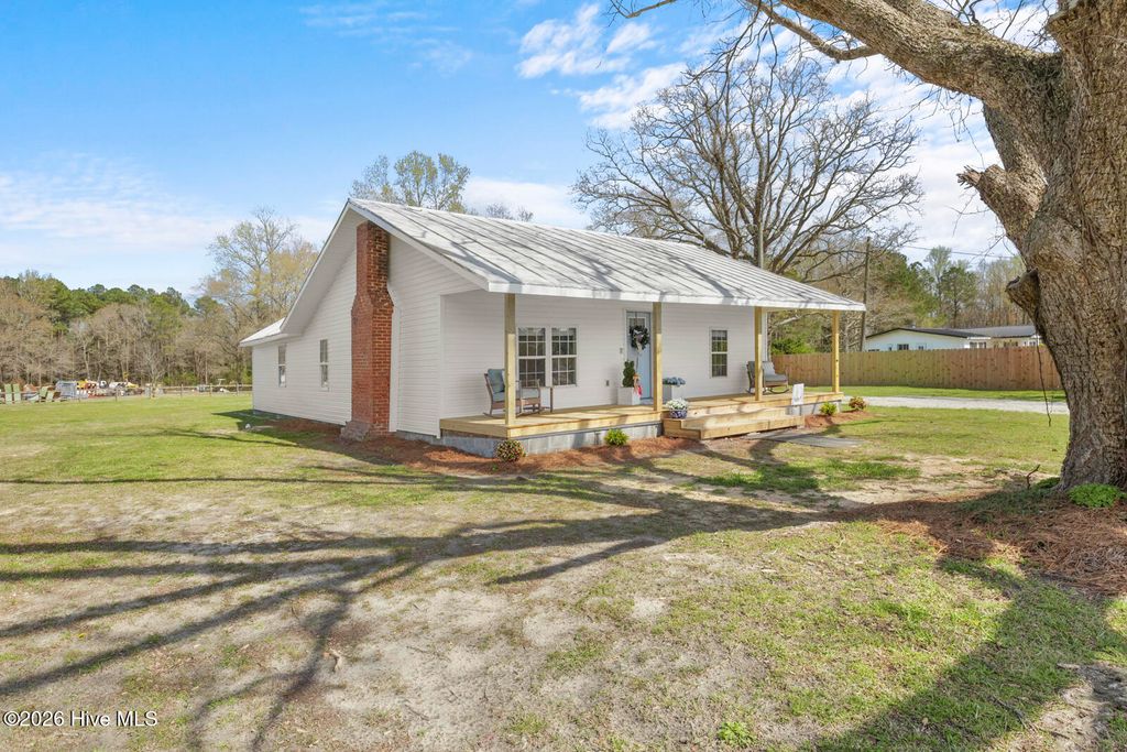 Photo of 1687 Haw Branch Road, Beulaville, NC 28518 (MLS # 100561499)