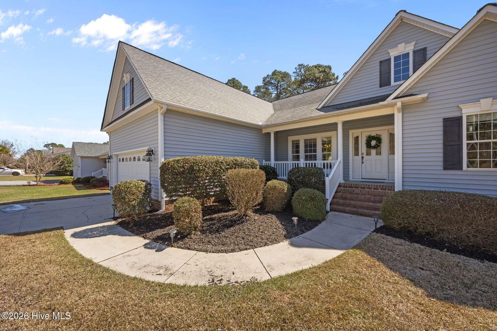 Photo of 2027 Caracara Drive, New Bern, NC 28560 (MLS # 100564840)