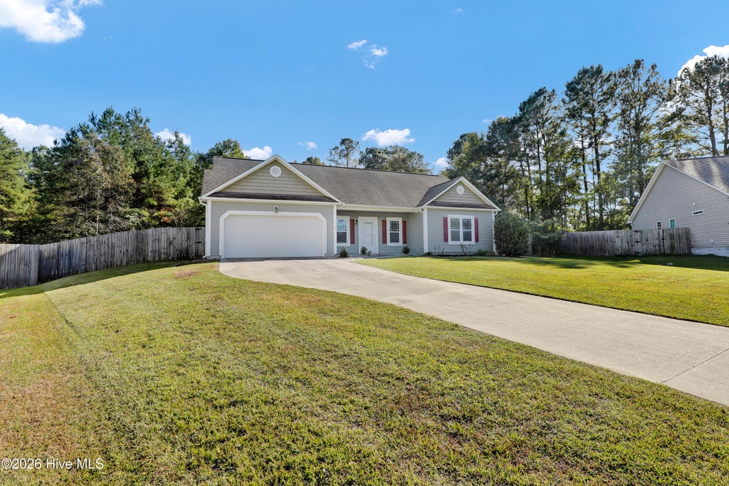 Photo of 114 Ridge View Drive, Jacksonville, NC 28540 (MLS # 100612706)