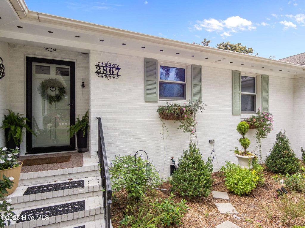 Photo of 2867 Easy Street, Newport, NC 28570 (MLS # 100527338)