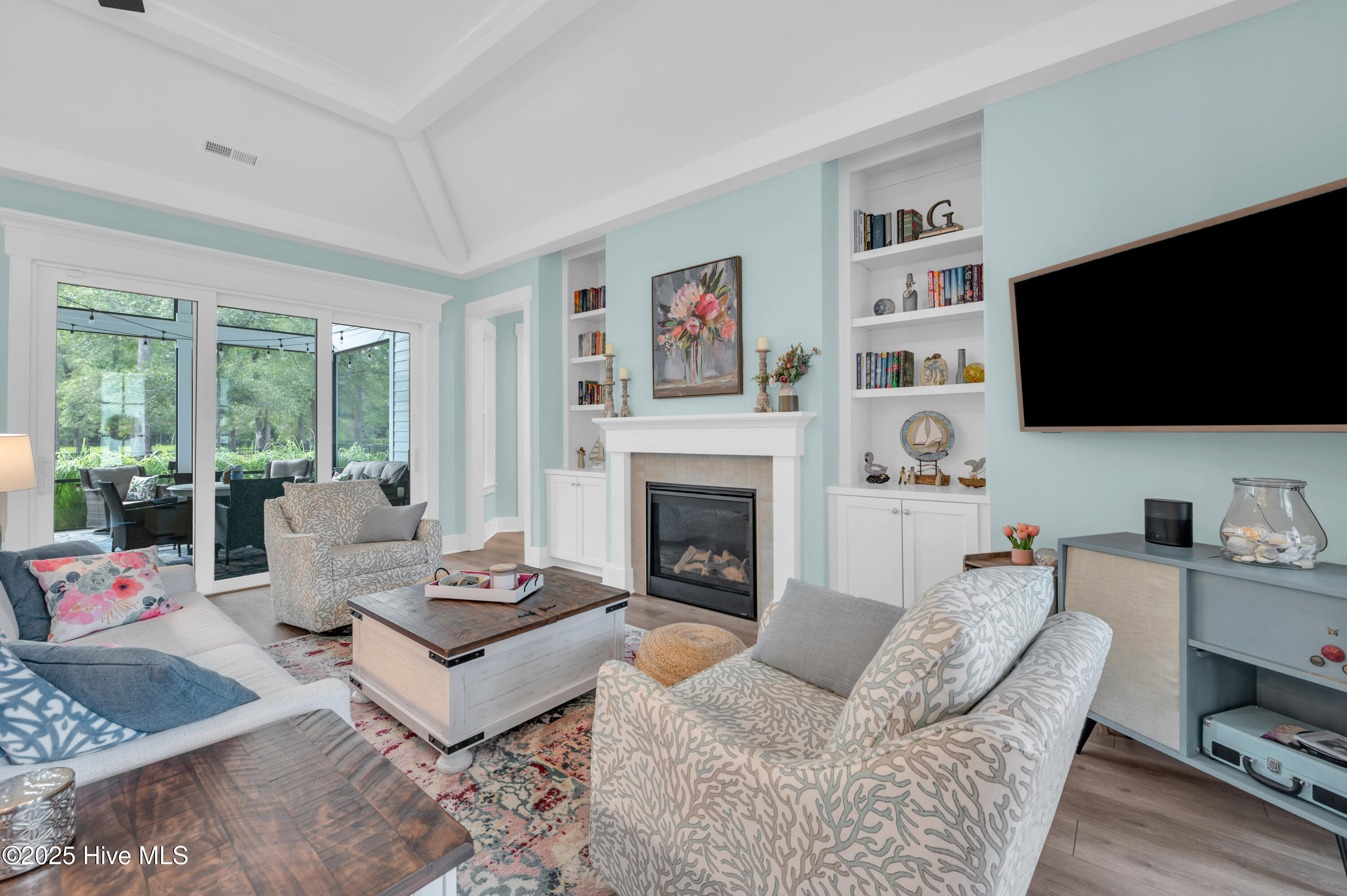 9139 Fallen Pear Lane NE