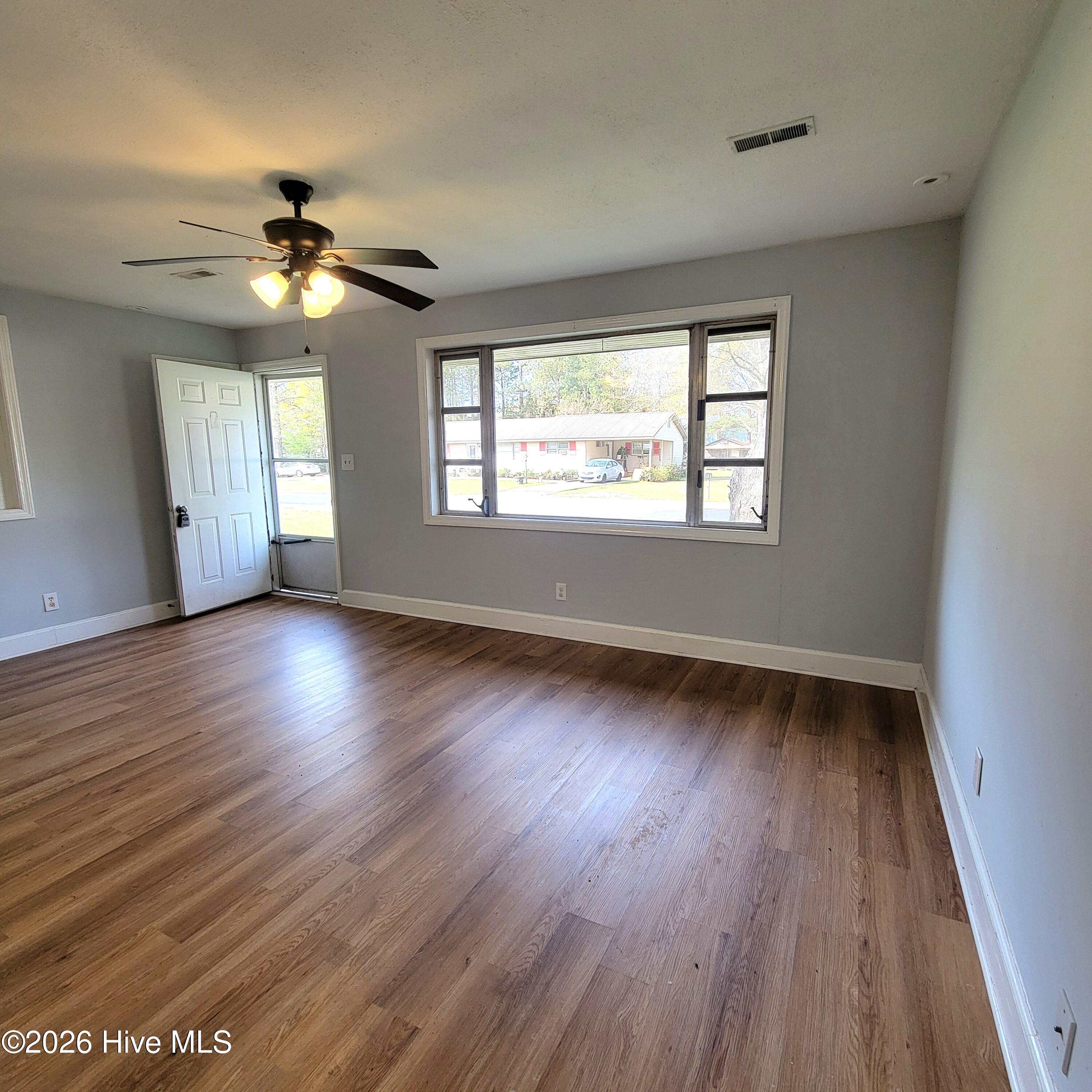 200 S Smith Street