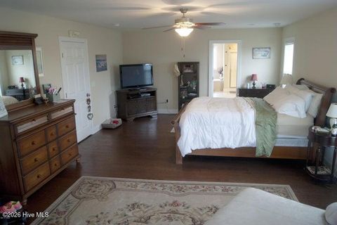 Tiny photo for 803 Canvas Court, Swansboro, NC 28584 (MLS # 100568818)
