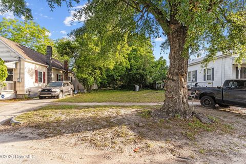 Tiny photo for 1015 Hall Street, Wilmington, NC 28401 (MLS # 100554444)