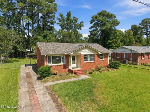 Tiny photo for 203 Mercer Road, Jacksonville, NC 28546 (MLS # 100603113)