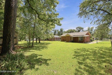 Tiny photo for 203 Mercer Road, Jacksonville, NC 28546 (MLS # 100603113)