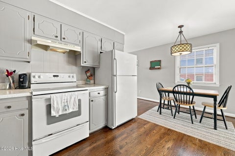Tiny photo for 203 Mercer Road, Jacksonville, NC 28546 (MLS # 100603113)
