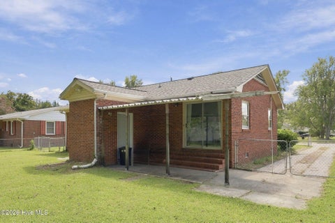 Tiny photo for 203 Mercer Road, Jacksonville, NC 28546 (MLS # 100603113)