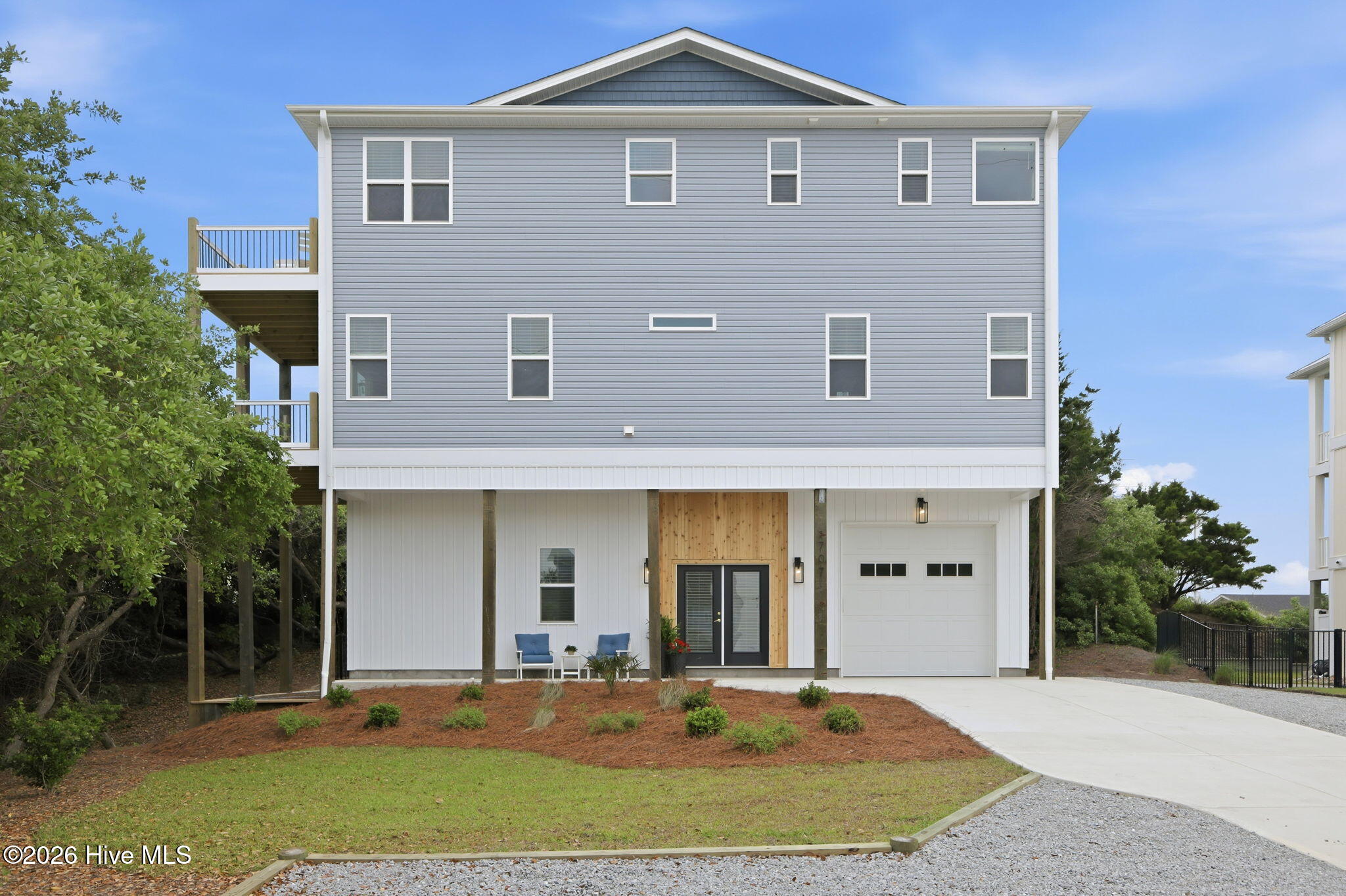 1707 Emerald Drive