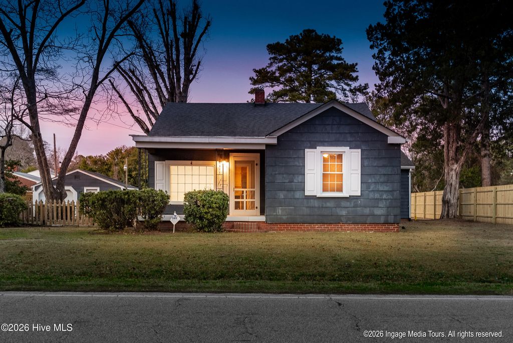 Photo of 1403 E 14th Street, Greenville, NC 27858 (MLS # 100551497)