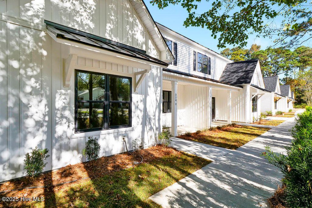Photo of 202 Beasley Road #B, Wilmington, NC 28409 (MLS # 100515228)