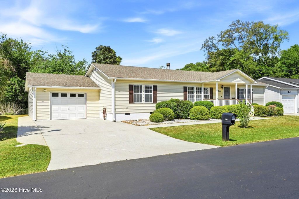 Photo of 424 Capeside Drive, Wilmington, NC 28412 (MLS # 100567371)