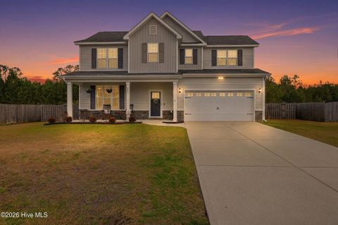 Photo of 105 Gillcrest Lane, Hubert, NC 28539 (MLS # 100560210)