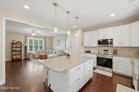 Tiny photo for 105 Gillcrest Lane, Hubert, NC 28539 (MLS # 100560210)