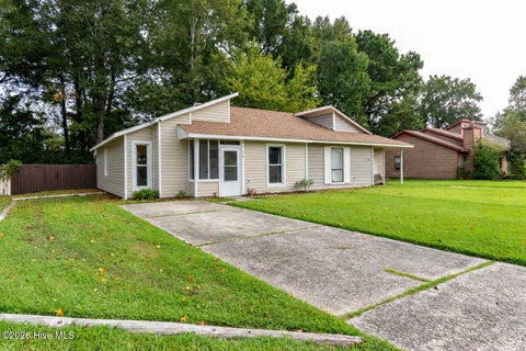 Townhouse For Sale - 110 Twin Wood Drive<br/> Havelock, NC 28532