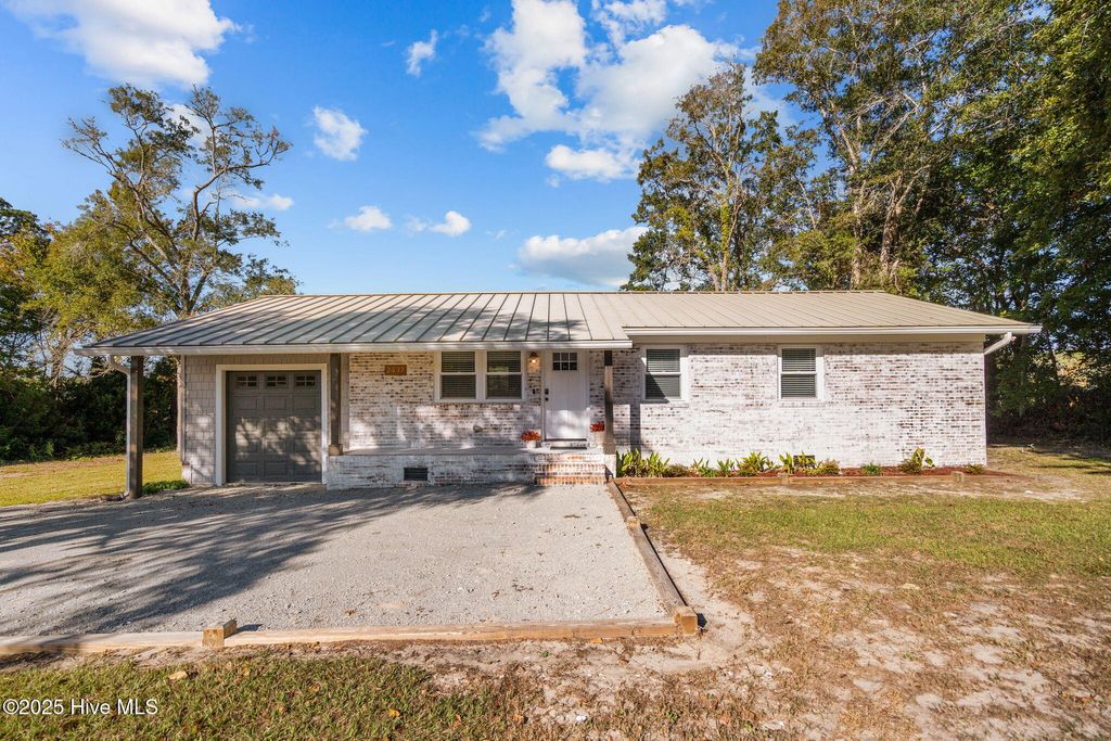 Photo of 2037 Oxpen Road SW, Supply, NC 28462 (MLS # 100538027)