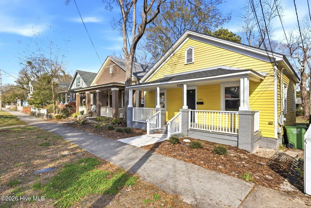 Photo of 209 S 13th Street, Wilmington, NC 28401 (MLS # 100557750)