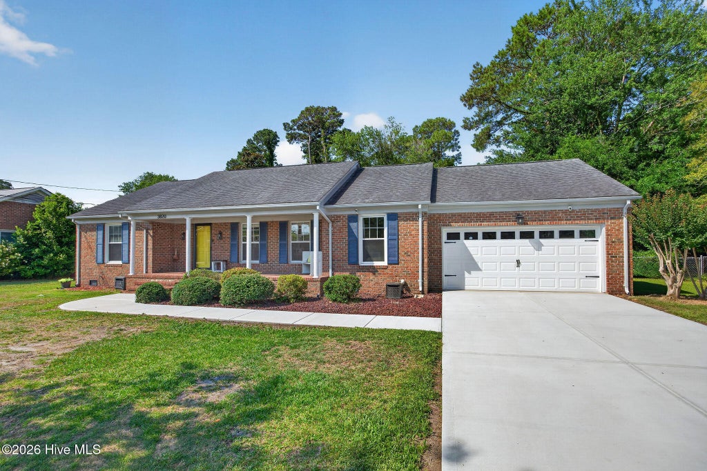Photo of 3820 Sweetbriar Road, Wilmington, NC 28403 (MLS # 100580457)