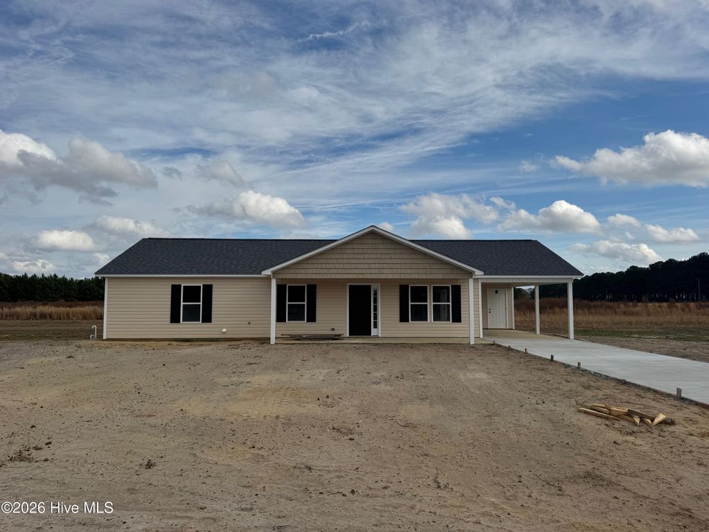 Photo of 189 Lanefield Road, Warsaw, NC 28398 (MLS # 100548965)