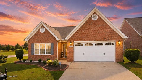 Homes For Sale - 932 Dearborn Court<br/> Pitt County, Winterville, NC 28590