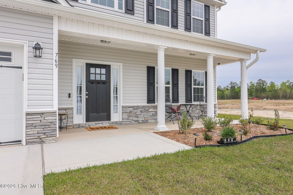 Photo of 769 Regiment Road, Jacksonville, NC 28546 (MLS # 100566791)