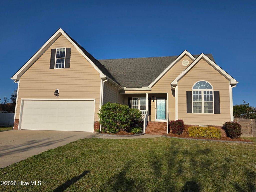 Photo of 2925 Chellowe Court, Winterville, NC 28590 (MLS # 100565719)