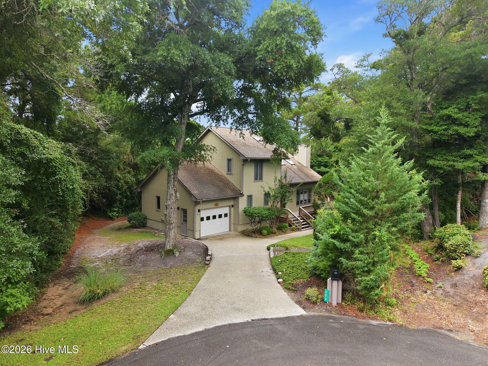 203 Lagoon Court