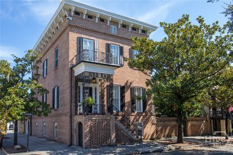 202 E Taylor Street Savannah GA 31401