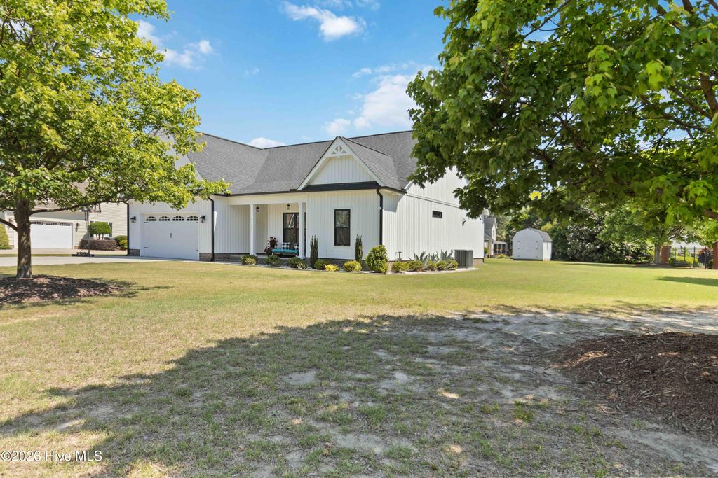Photo of 4500 Lake Hills Drive, Wilson, NC 27896 (MLS # 100575501)