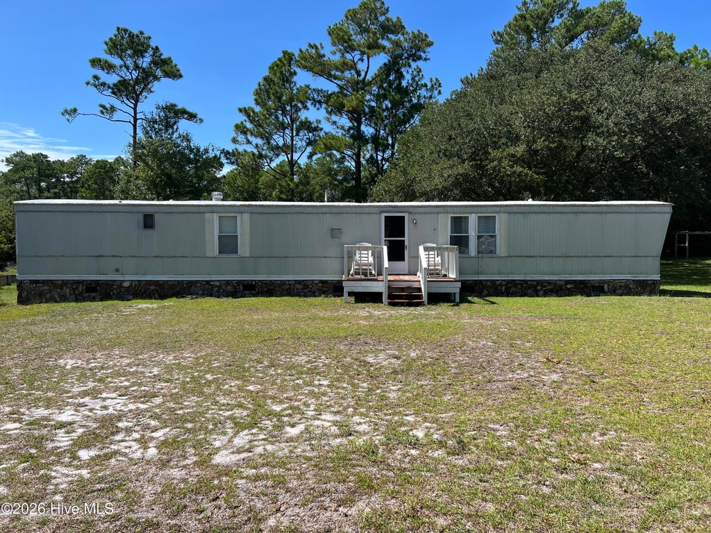Photo of 112 Pettiford Road, Peletier, NC 28584 (MLS # 100606470)