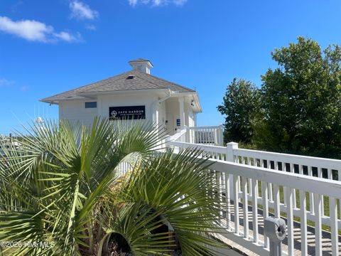 Photo of 5099 Minnesota Drive SE, Southport, NC 28461 (MLS # 100571005)