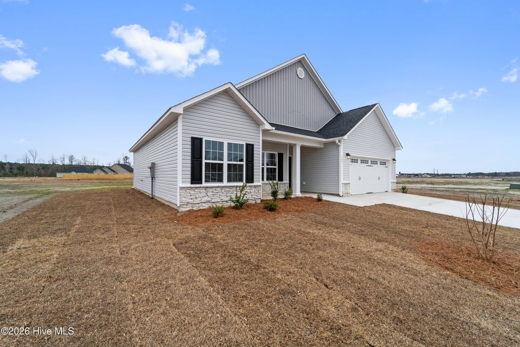 Photo of 127 Sanctuary Street, Jacksonville, NC 28546 (MLS # 100523498)