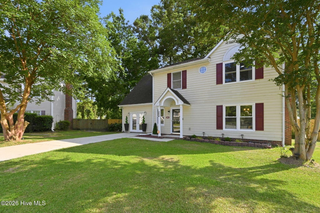 Photo of 204 S Carlisle Court, Jacksonville, NC 28546 (MLS # 100585544)