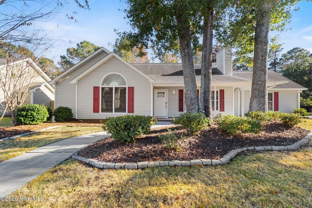 Photo of 4300 Pennhurst Court, Wilmington, NC 28405 (MLS # 100541040)