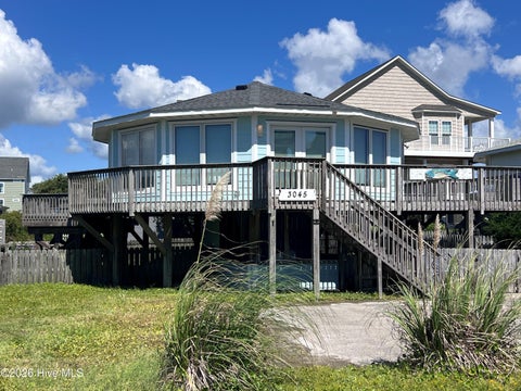 Homes For Sale - 3045 Island Drive<br/> North Topsail Beach, NC 28460
