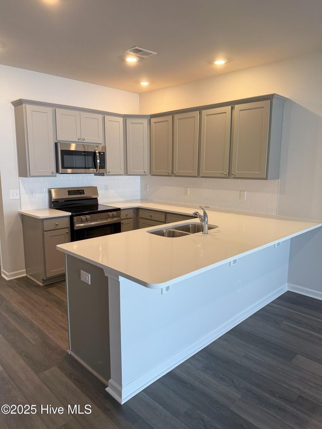 Photo of 241 Arnette Drive # B, Ocean Isle Beach, NC 28469 (MLS # 100570793)