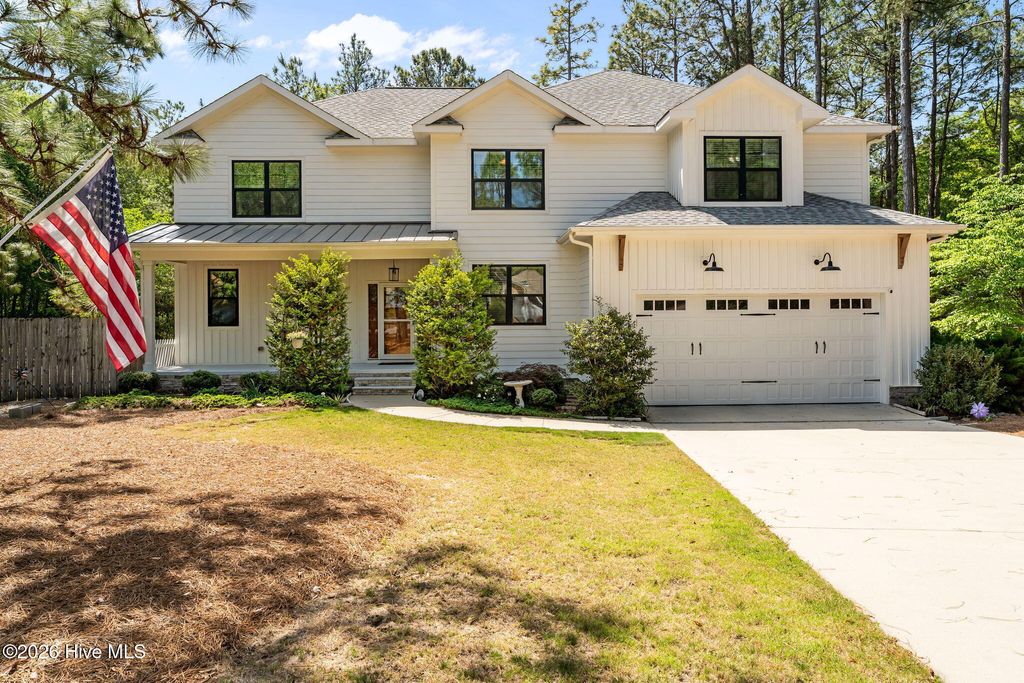 Photo of 6 Wilshire Lane, Pinehurst, NC 28374 (MLS # 100567882)