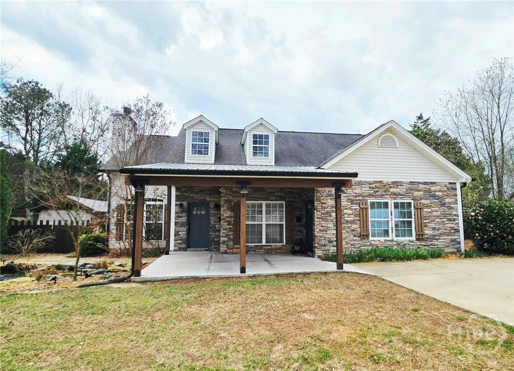 Photo of 130 Shannons Place, Comer, GA 30629 (MLS # CL350760)