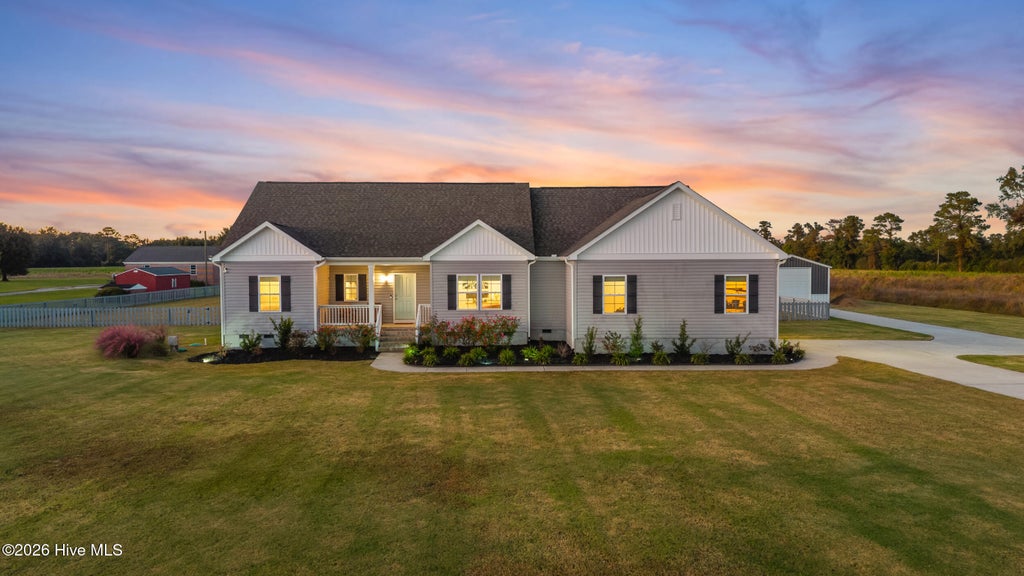 Photo of 686 Piney Woods Road, Burgaw, NC 28425 (MLS # 100612515)