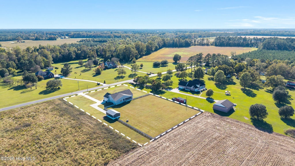 Photo of 686 Piney Woods Road, Burgaw, NC 28425 (MLS # 100612515)